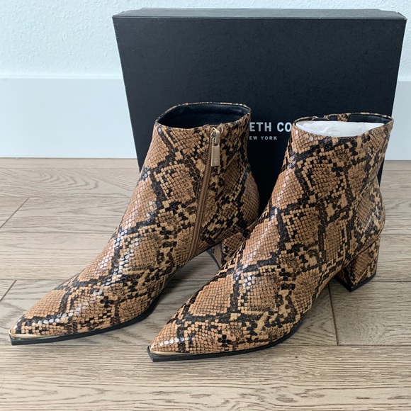 Kenneth Cole Roanne Bootie Size 8 